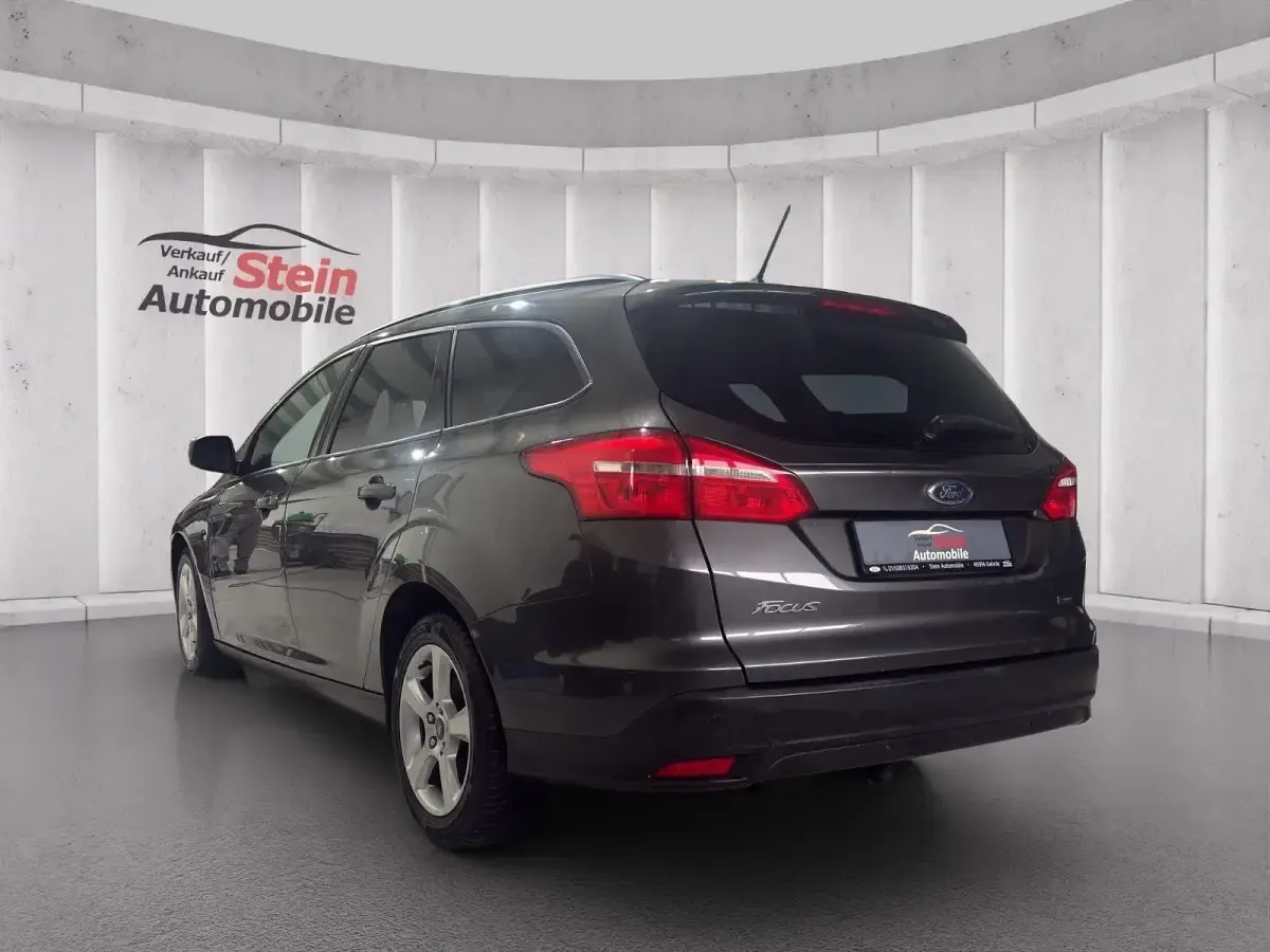 Usata Ford Focus Business Edition 125 CV (91 kW) 2018 Grigio Station wagon