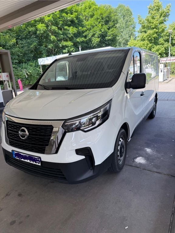 Weiß Gebraucht 2022 Nissan Primastar Van / Kleinbus | 18.700 € (Fairer Preis) - Bild 1/4
