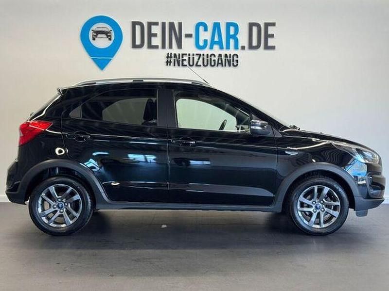 Gebraucht Ford Ka Active 86 PS (63 kW) 2019 Schwarz Limousine