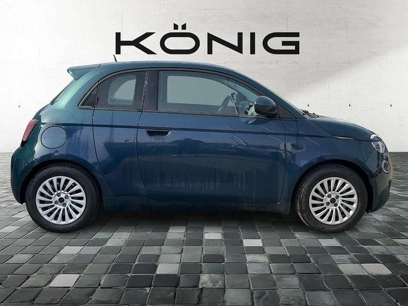 Gebraucht Fiat 500e 86 kW (118 PS) 2023 Ozean grün (5ce) Limousine
