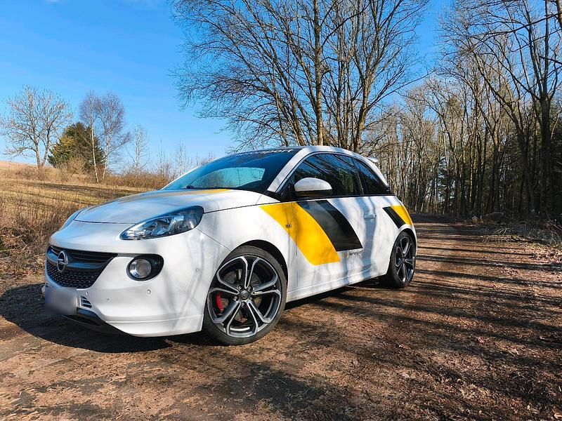 Gebraucht Opel Adam S 150 PS (110 kW) 2015 Weiß Kleinwagen