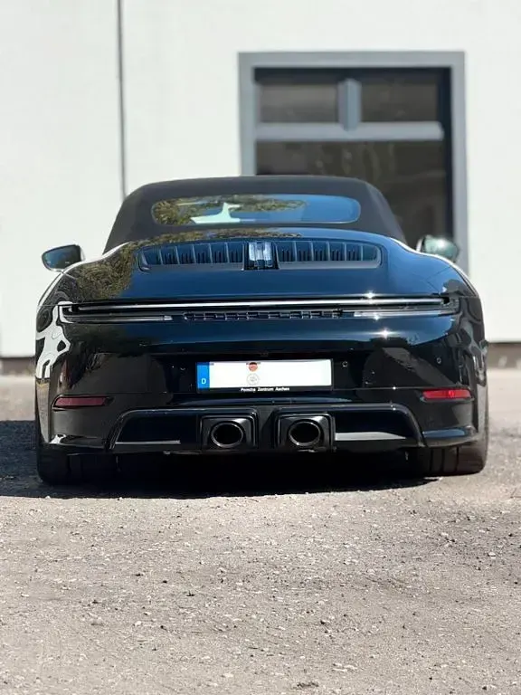 Gebraucht Porsche 992 541 PS (397 kW) 2025 Schwarz Cabrio