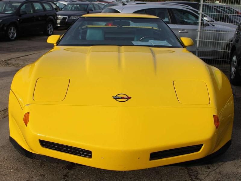 Gebraucht Chevrolet Corvette 243 PS (178 kW) 1989 Gelb Cabrio
