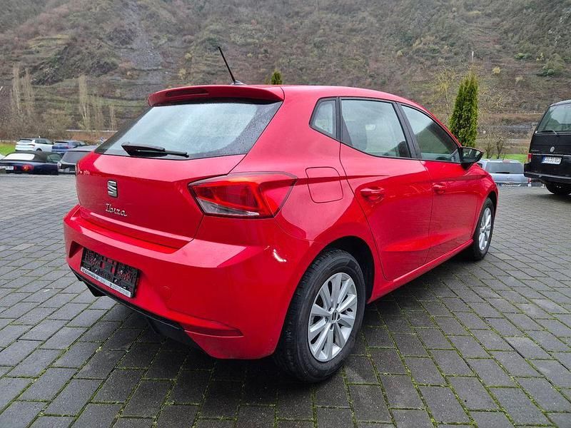 Gebraucht Seat Ibiza Style 110 PS (80 kW) 2022 Rot Limousine