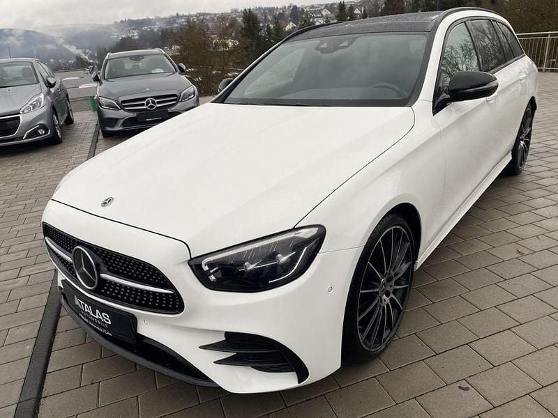 Gebraucht Mercedes E220 AMG line 194 PS (142 kW) 2021 Weiß Kombi