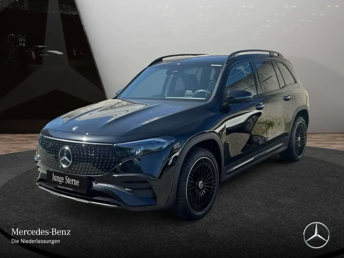 Gebraucht Mercedes EQB250 AMG 139 kW (190 PS) 2025 Kosmosschwarz SUV