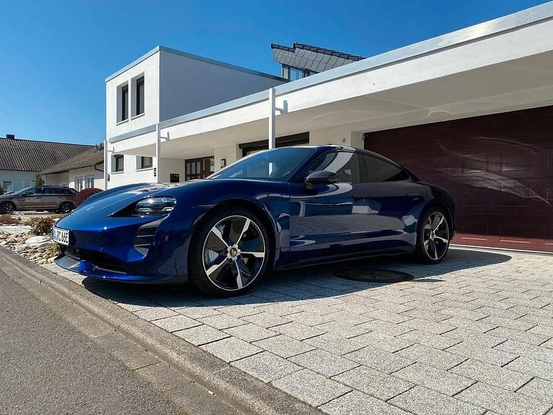 Gebraucht Porsche Taycan Turbo 500 kW (680 PS) 2020 Blau Limousine
