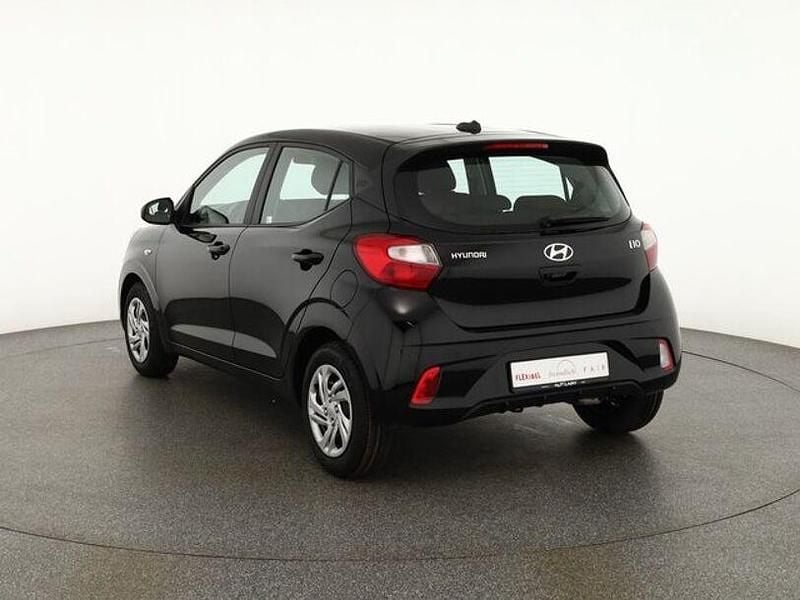 Neu Hyundai i10 74 PS (54 kW) 2025 Schwarz Kleinwagen