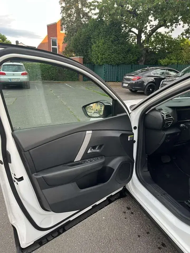 Gebraucht Citroën C4 Start 131 PS (96 kW) 2021 Limousine