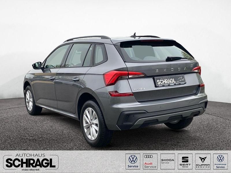 Neu Skoda Kamiq Selection 116 PS (85 kW) 2025 Graphitegrau metallic SUV