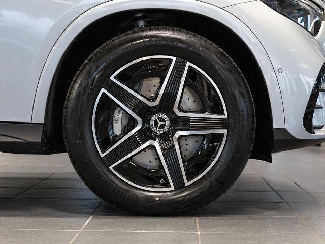 Gebraucht Mercedes GLC200 AMG line 163 PS (119 kW) 2026 SUV