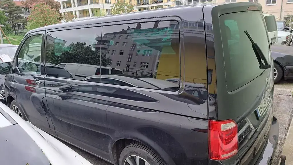 Gebraucht VW Multivan 204 PS (150 kW) 2016 Schwarz Van / Kleinbus