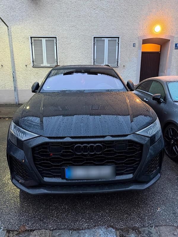 Schwarz Gebraucht 2021 Audi RS Q8 SUV | 73.390 € (Superpreis) - Bild 1/3