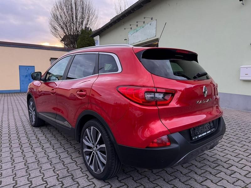 Gebraucht Renault Kadjar Bose Edition 131 PS (96 kW) 2016 Rot SUV