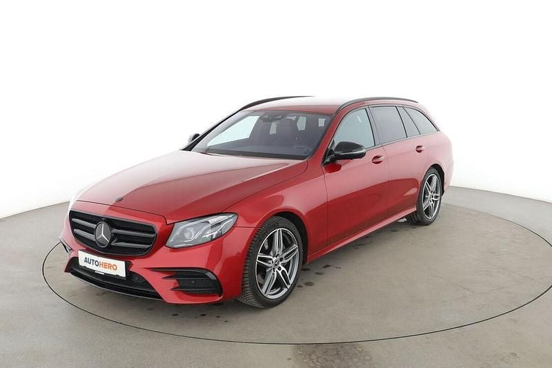 Gebraucht Mercedes E220 AMG line 194 PS (142 kW) 2020 Kombi