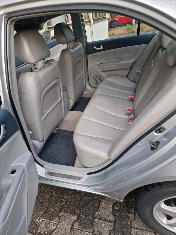 Gebraucht Hyundai Sonata 162 PS (119 kW) 2007 Grau Limousine