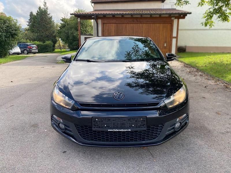 Schwarz Gebraucht 2011 VW Scirocco Team Coupé | 4.399 € (Superpreis) - Bild 1/4