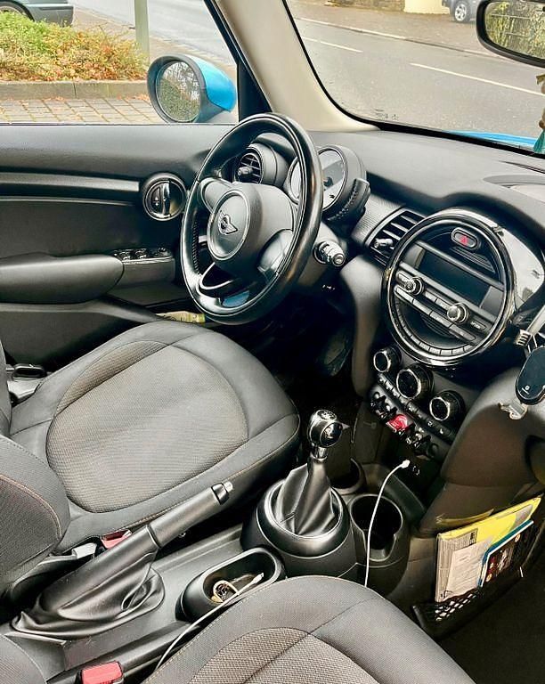 Gebraucht Mini Cooper D 116 PS (85 kW) 2016 Blau Kleinwagen