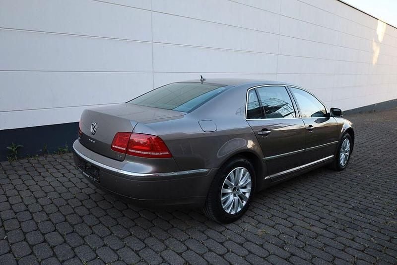 Second-hand VW Phaeton 239 CP (175 kW) 2010 Gri Berlinǎ