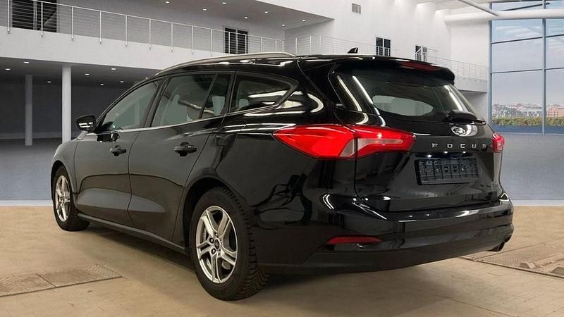 Gebraucht Ford Focus Cool & Connect 125 PS (91 kW) 2020 Schwarz Kombi
