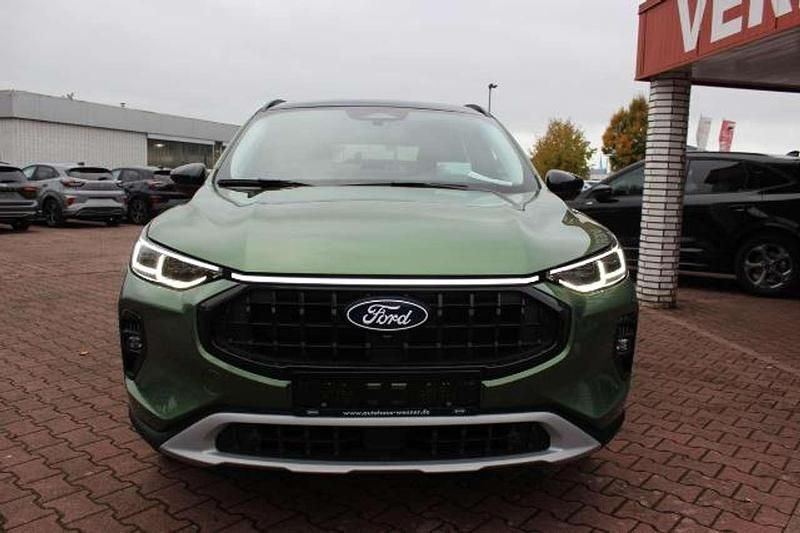 Gebraucht Ford Kuga Active X 243 PS (178 kW) 2024 Bursting green SUV
