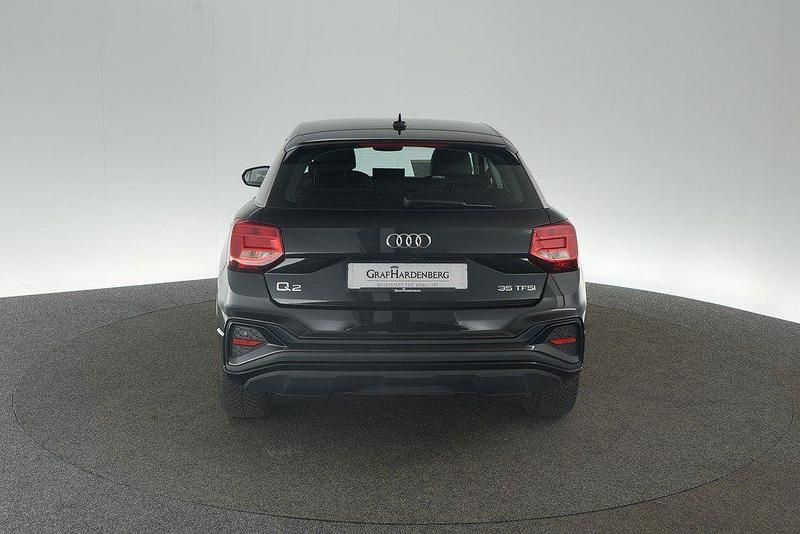Gebraucht Audi Q2 S-Line 150 PS (110 kW) 2025 Mythosschwarz metallic SUV