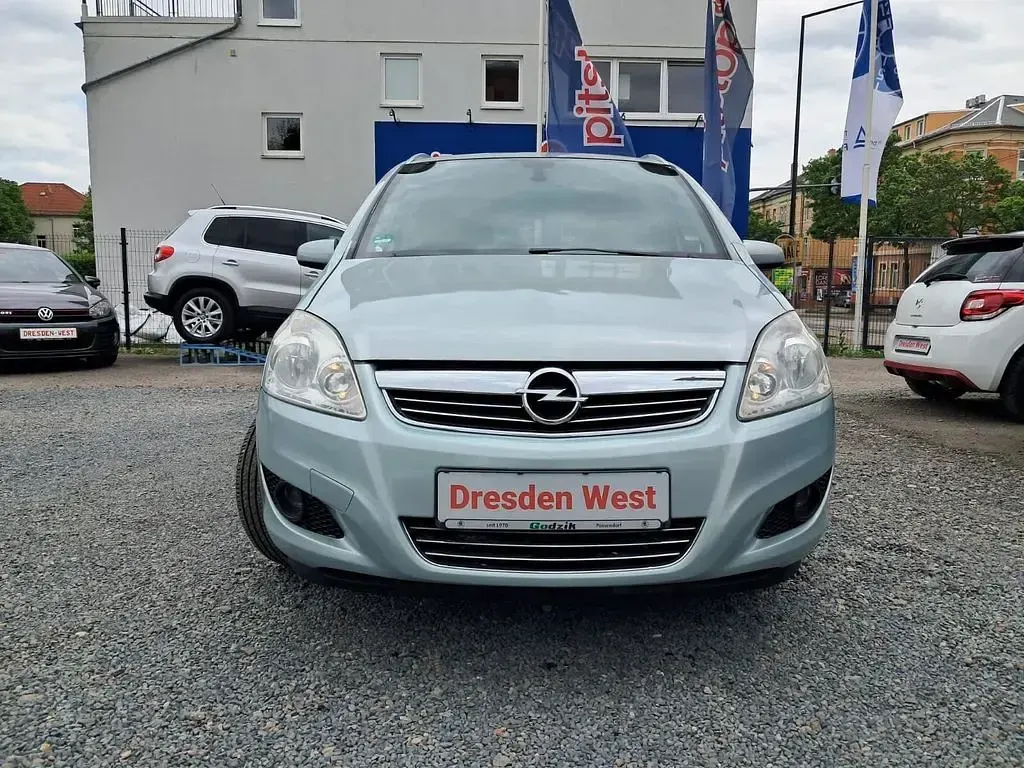 Gebraucht Opel Zafira Edition 140 PS (102 kW) 2009 Grün Van / Kleinbus