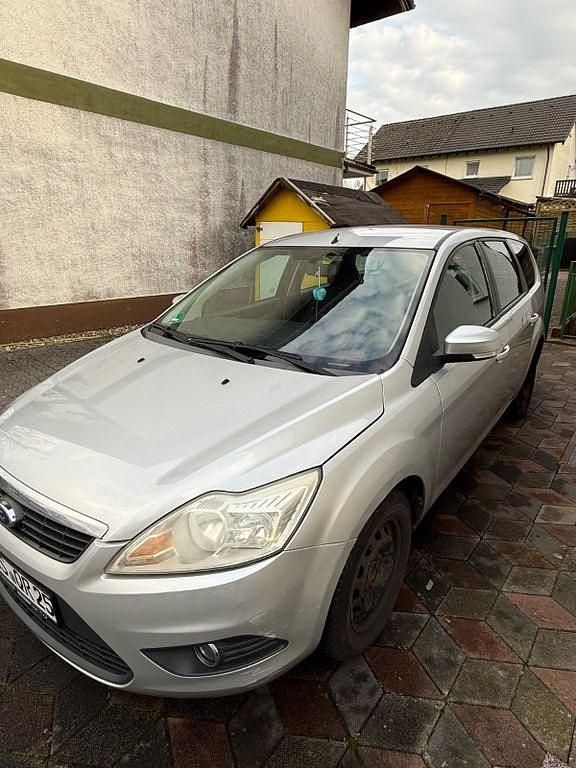 Gebraucht Ford Focus Ambiente 109 PS (80 kW) 2008 Grau Kombi