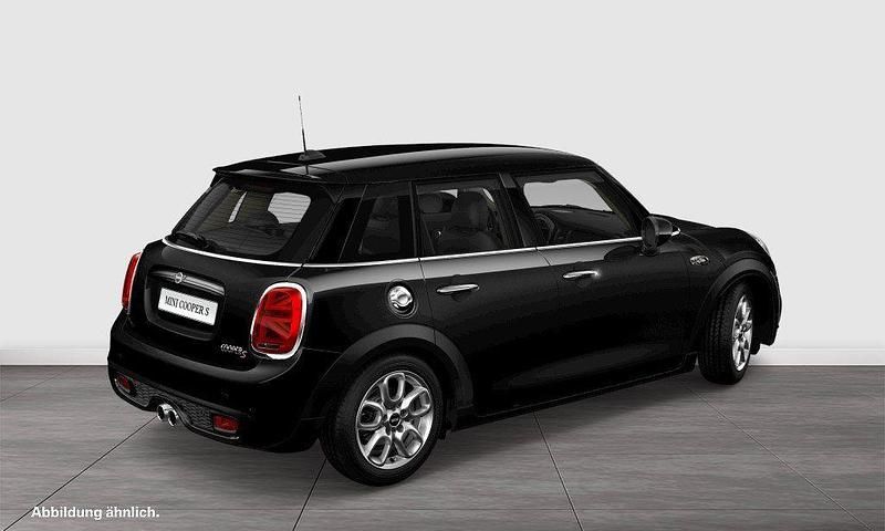 Gebraucht Mini Cooper S 178 PS (130 kW) 2021 Midnight black Kleinwagen
