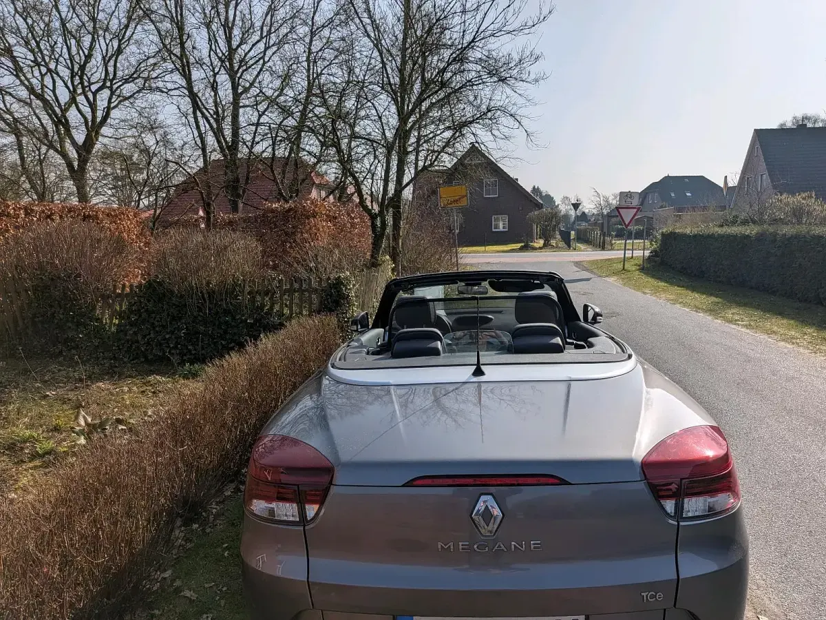 Gebraucht Renault Mégane Cabriolet 131 PS (96 kW) 2010 Grau Cabrio