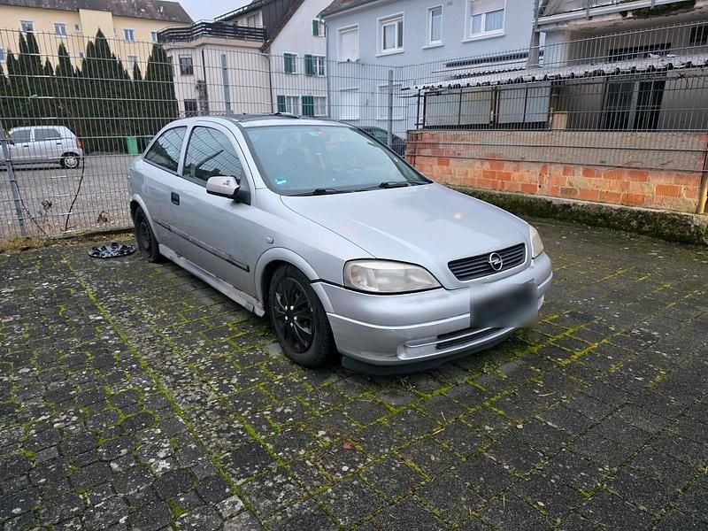 Gebraucht Opel Astra 100 PS (73 kW) 1998 Silber Coupé
