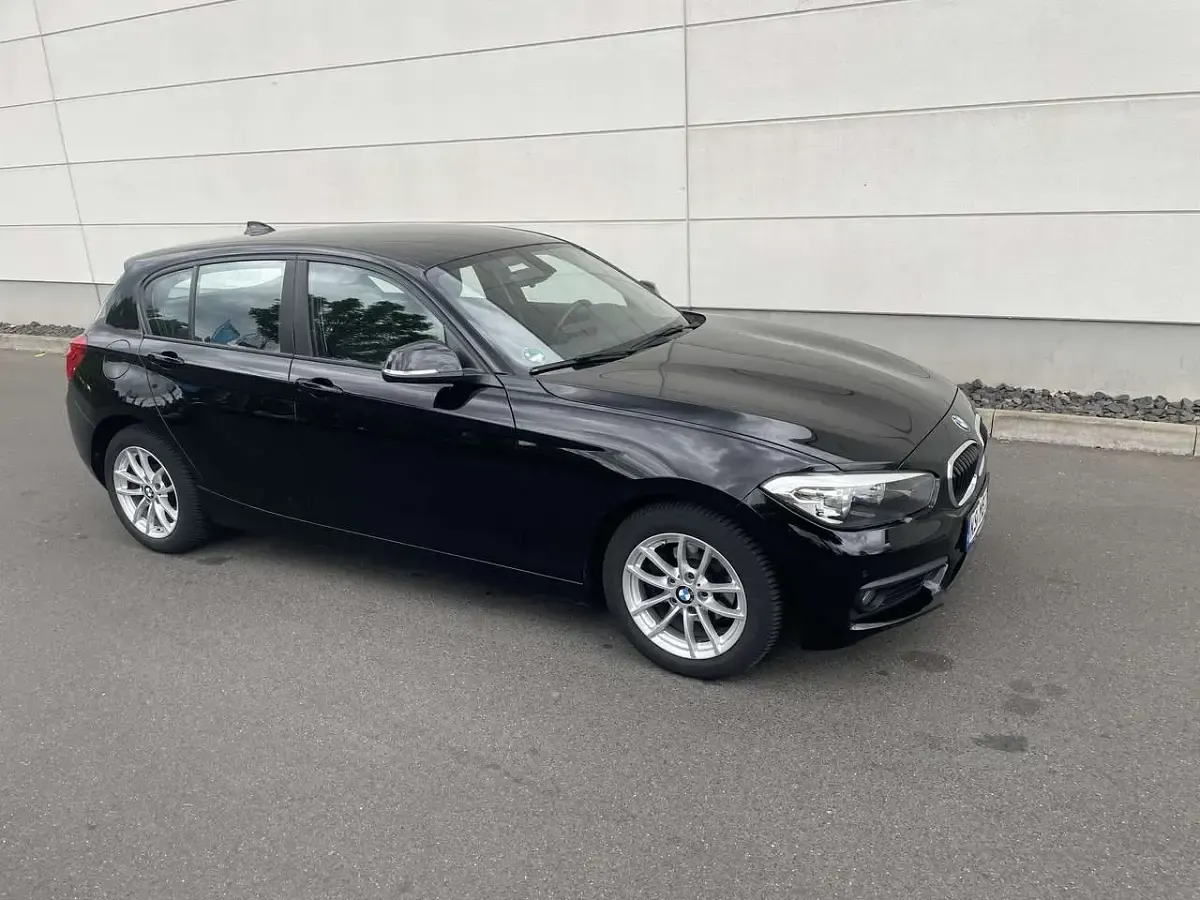 Używany BMW 118 Advantage 136 KM (100 kW) 2017 Czarny Hatchback