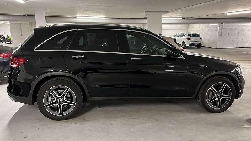 Gebraucht Mercedes GLC200 AMG line 163 PS (119 kW) 2019 SUV