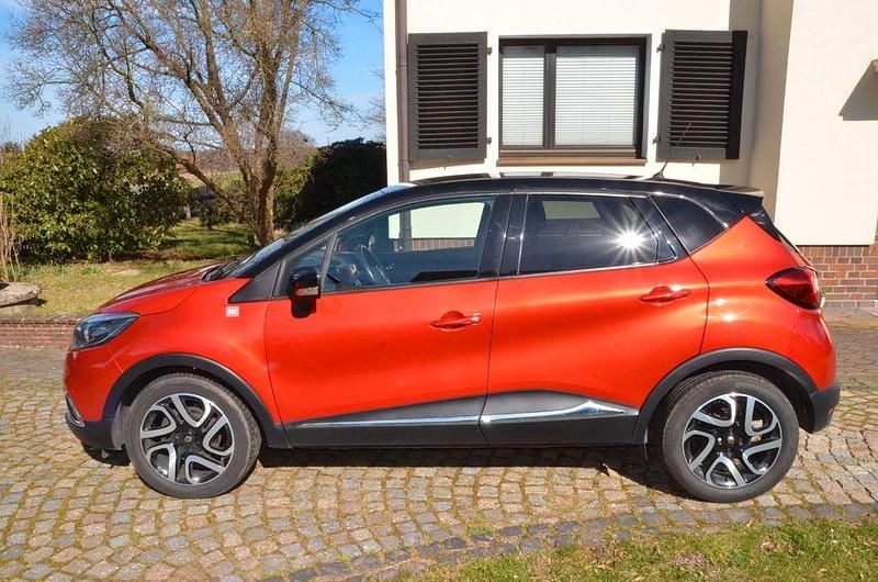 Gebraucht Renault Captur 120 PS (88 kW) 2015 Rot SUV