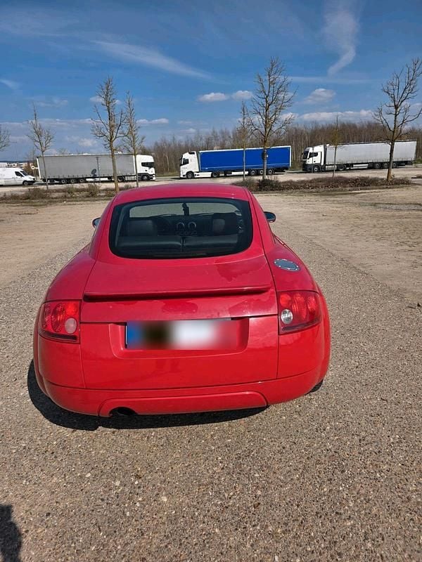 Gebraucht Audi TT 150 PS (110 kW) 2003 Rot Coupé