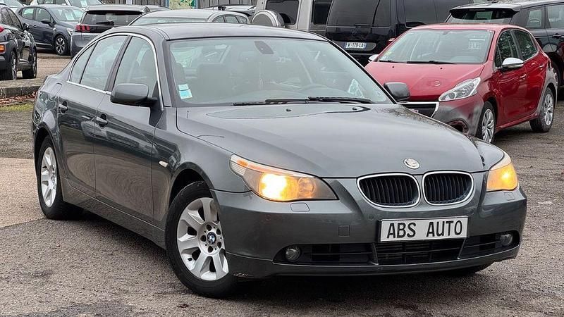 Gebraucht BMW 525 177 PS (130 kW) 2005 Grau Limousine
