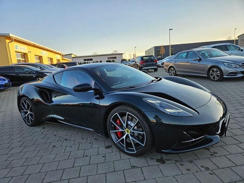 Grün Gebraucht 2023 Lotus Emira Coupé | 87.000 € (Superpreis) - Bild 1/4