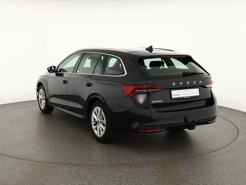 Gebraucht Skoda Octavia 150 PS (110 kW) 2025 Blackmagicmet. Kombi