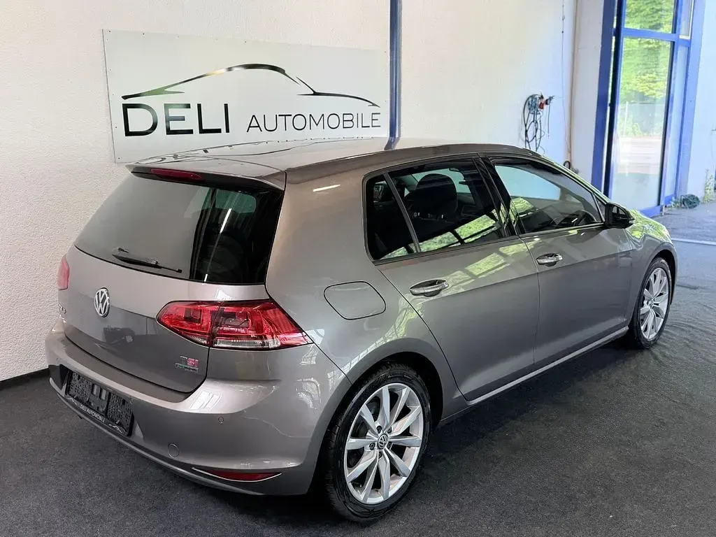 Second-hand VW Golf VII Highline 140 CP (102 kW) 2014 Gri Berlinǎ