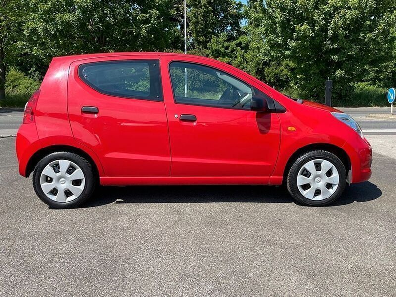 Rot Gebraucht 2012 Suzuki Alto Kleinwagen | 4.500 € (Etwas zu teuer) - Bild 1/4