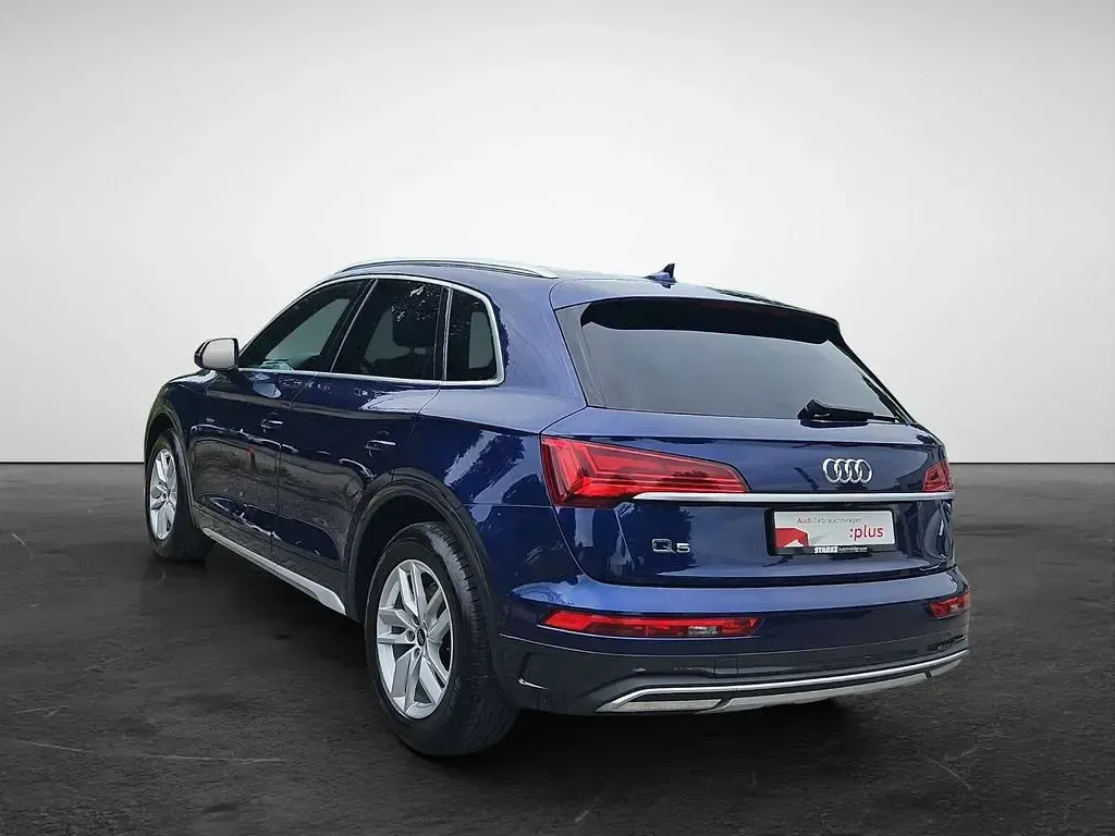 Gebraucht Audi Q5 Advanced 163 PS (119 kW) 2022 Navarrablau metallic SUV