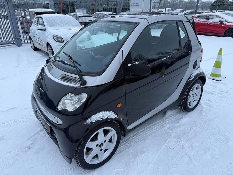 Schwarz Gebraucht 2000 Smart ForTwo Cabrio Passion Cabrio | 1.850 € (Fairer Preis) - Bild 1/4