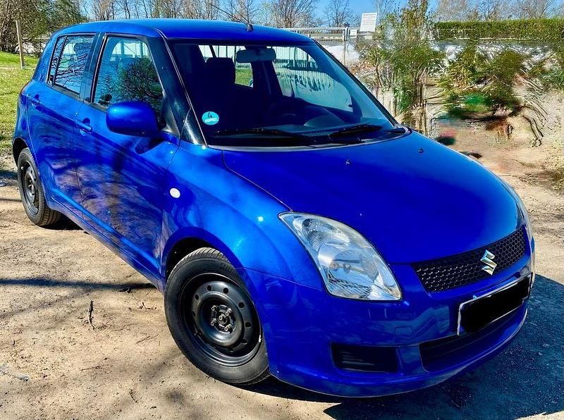 Second-hand Suzuki Swift 92 CP (67 kW) 2008 Albastru Hatchback