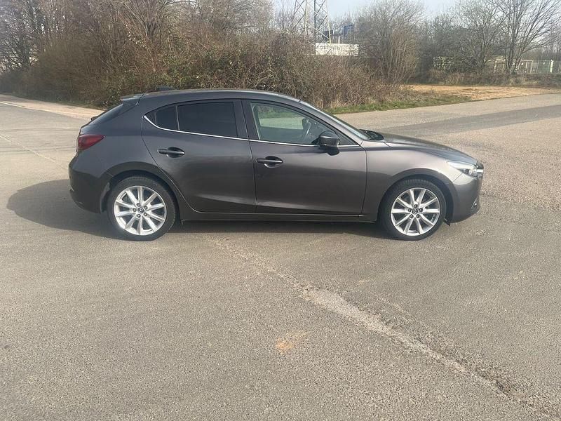 Gebraucht Mazda 3 Center-Line 120 PS (88 kW) 2018 Grau Limousine
