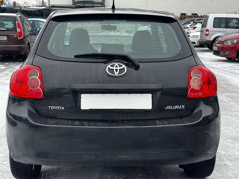 Gebraucht Toyota Auris Sol 97 PS (71 kW) 2007 Schwarz Kleinwagen