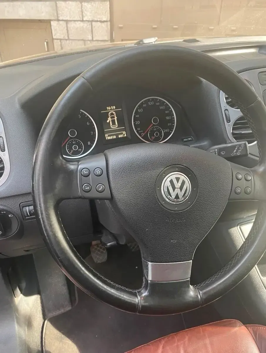 Gebraucht VW Tiguan 150 PS (110 kW) 2009 Schwarz SUV