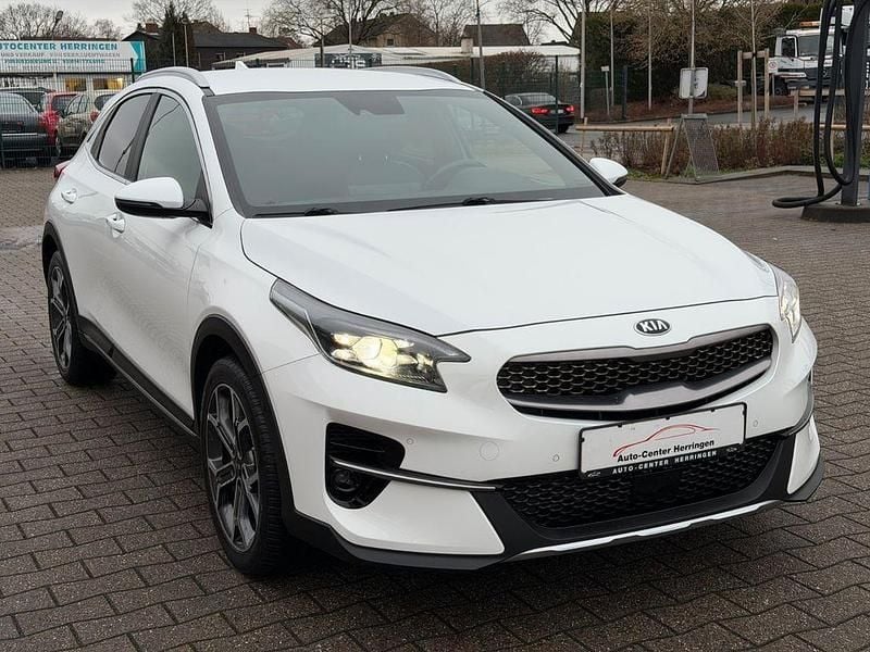 Gebraucht Kia XCeed Xdition 140 PS (102 kW) 2021 Weiß SUV