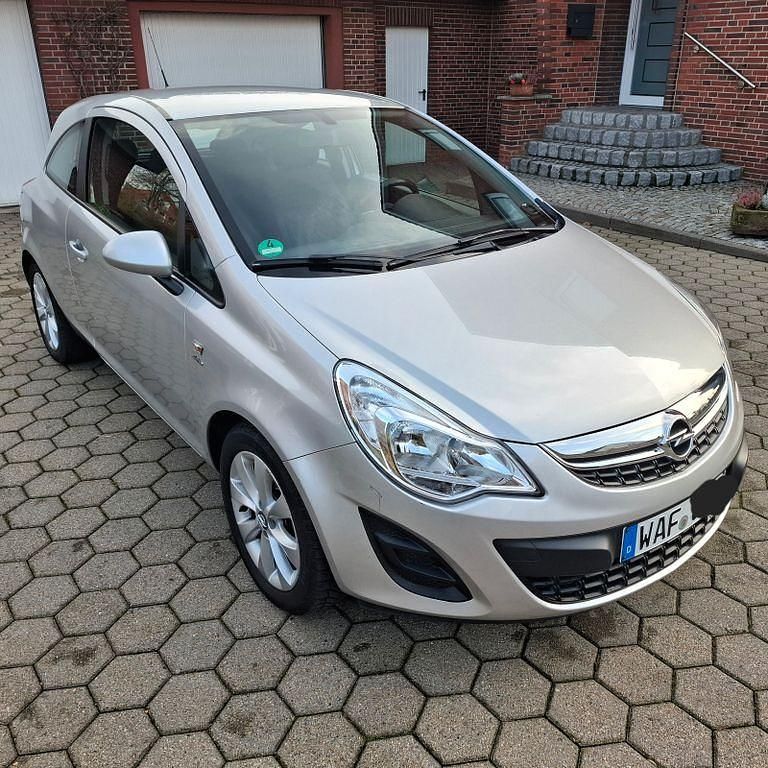 Silber Gebraucht 2013 Opel Corsa Active Kleinwagen | 4.795 € (Fairer Preis) - Bild 1/4
