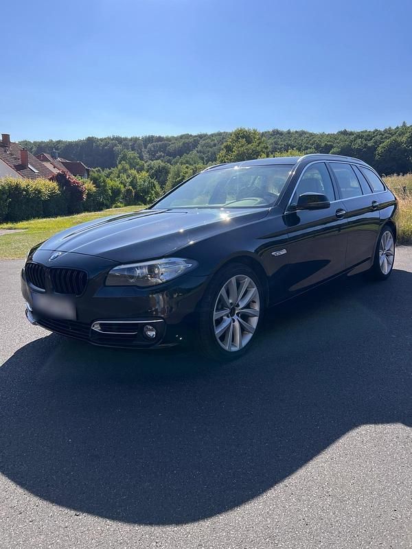 Gebraucht BMW 530 258 PS (189 kW) 2014 Schwarz Kombi