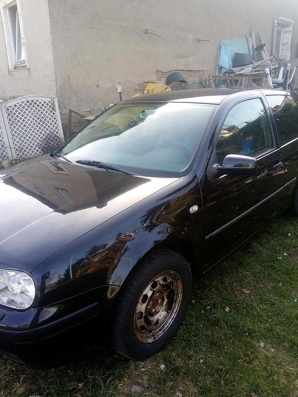 Gebraucht VW Golf IV 75 PS (55 kW) 2001 Schwarz Limousine